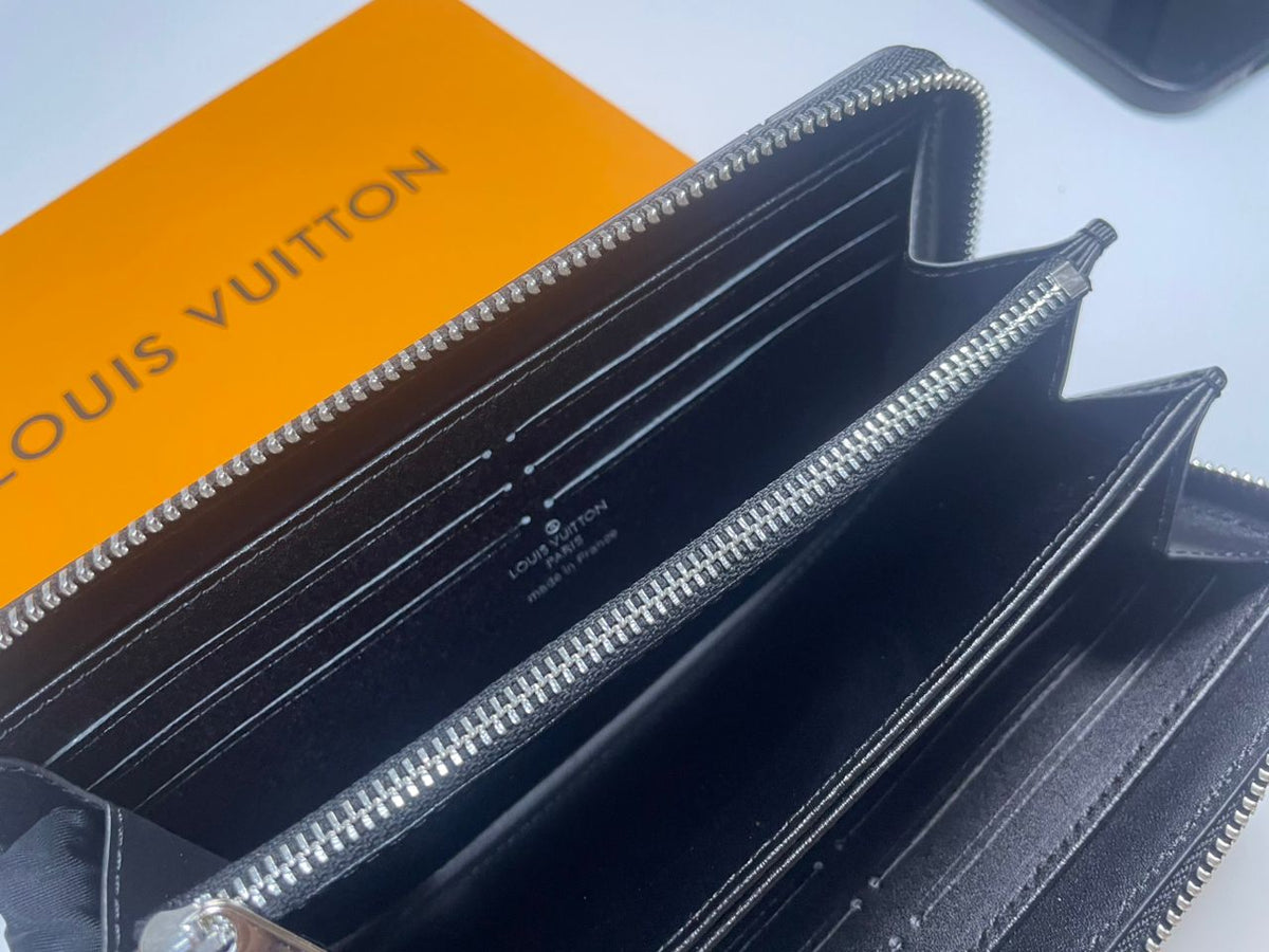 Louis Vuitton Mahina Iris Noir Wallet Black Leather Women's Wallet with Box & Dust Bag