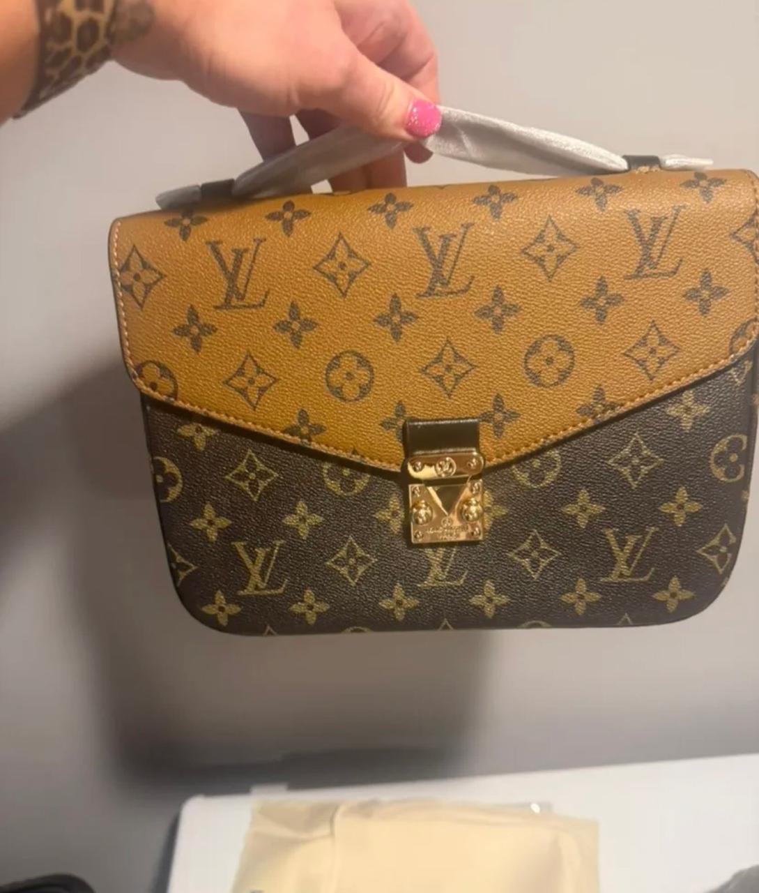 Louis Vuitton Pochette Métis Monogram Crossbody Bag