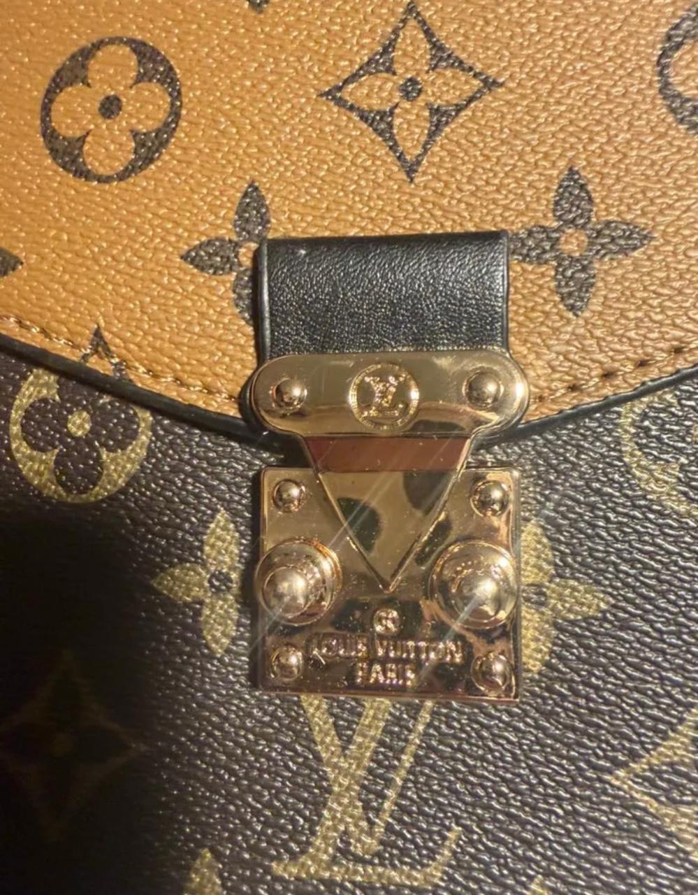 Louis Vuitton Pochette Métis Monogram Crossbody Bag