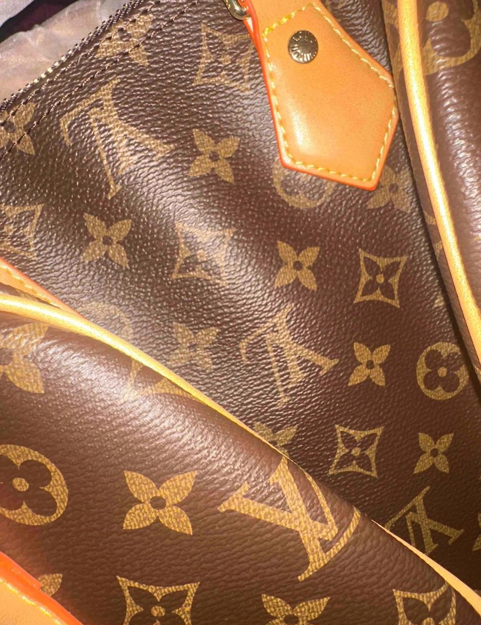 Louis Vuitton Speedy Bandoulière — Monogram Canvas